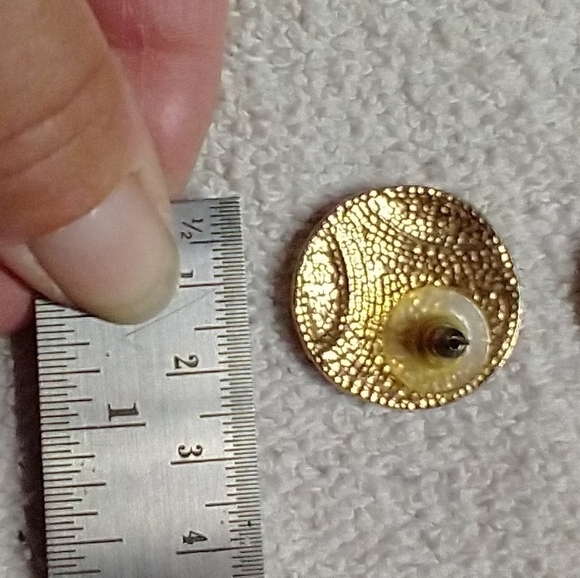 Goldtone greenish blue round post earrings - Picture 3 of 3